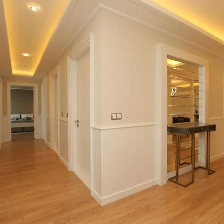 Canbakkal Luxury Suites Apart Otel 4*