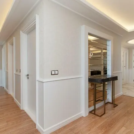 Canbakkal Luxury Suites Apart Otel