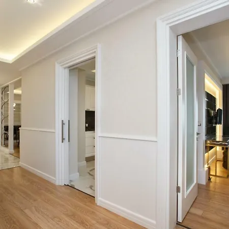 Canbakkal Luxury Suites Apart Otel