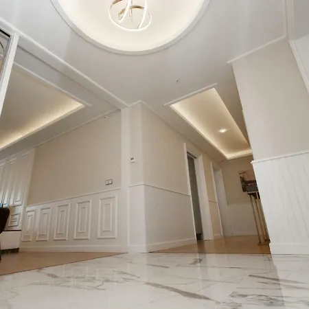 Canbakkal Luxury Suites