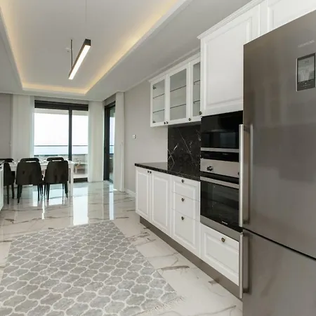 Canbakkal Luxury Suites 4* Trabzon