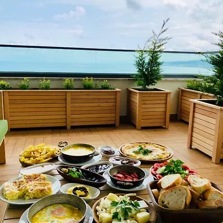 Canbakkal Luxury Suites 4* Trabzon
